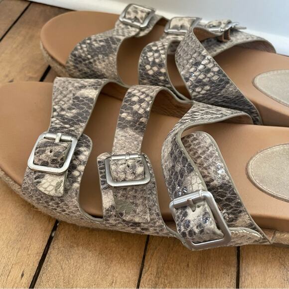 Soft Breeze Snake Print Three Buckle Espadrilles Wedge Sandals 8.5 - Picture 6 of 9